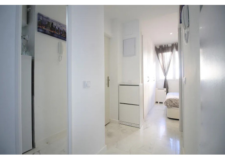 Mieszkanie do wynajęcia - Calle Ramón Luján Madrid, Hiszpania, 40 m², 1005 USD (3851 PLN), NET-90959707