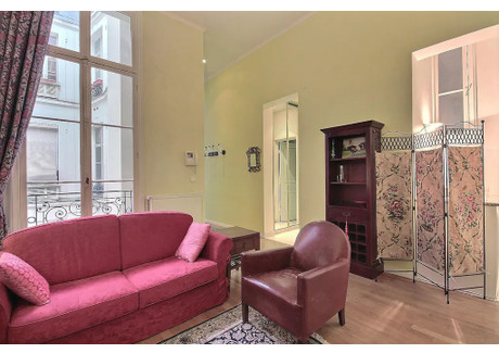 Mieszkanie do wynajęcia - Rue Roquépine Paris, Francja, 50 m², 3105 USD (12 018 PLN), NET-91023369