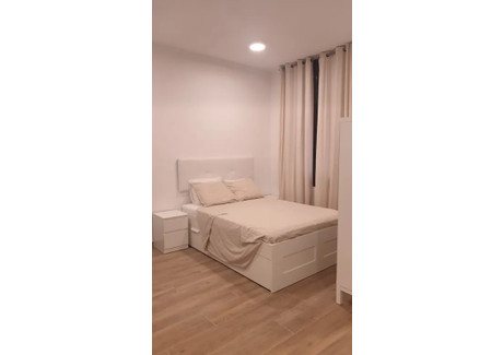 Mieszkanie do wynajęcia - Carrer de Santa Margarida Barcelona, Hiszpania, 40 m², 882 USD (3394 PLN), NET-91064701