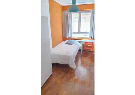 Mieszkanie do wynajęcia - Calle de Hortaleza Madrid, Hiszpania, 100 m², 613 USD (2398 PLN), NET-91089379