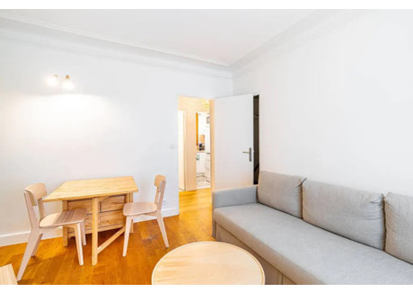 Mieszkanie do wynajęcia - Rue Marcadet Paris, Francja, 32 m², 1867 USD (7654 PLN), NET-91113191