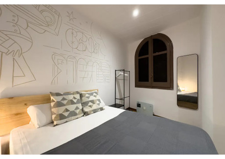 Mieszkanie do wynajęcia - Carrer de Jonqueres Barcelona, Hiszpania, 110 m², 719 USD (2932 PLN), NET-91195929