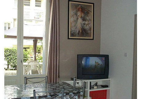 Mieszkanie do wynajęcia - Rue au Maire Paris, Francja, 27 m², 702 USD (2767 PLN), NET-91358799