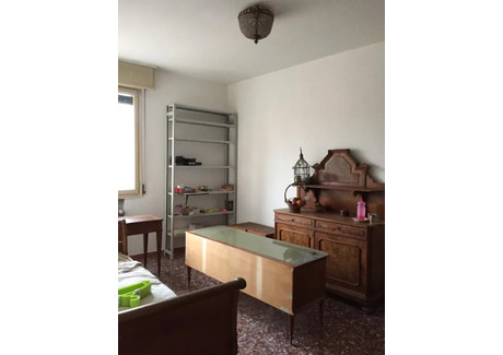 Mieszkanie do wynajęcia - Via della Grada Bologna, Włochy, 180 m², 658 USD (2572 PLN), NET-91474472