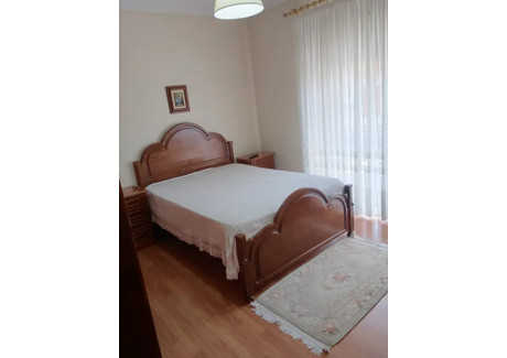 Mieszkanie do wynajęcia - Rua Doutor Afonso Costa Gondomar, Portugalia, 120 m², 523 USD (2140 PLN), NET-91519425