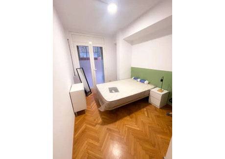 Mieszkanie do wynajęcia - Carrer de Calvet Barcelona, Hiszpania, 150 m², 791 USD (3092 PLN), NET-91826368