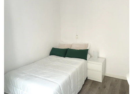 Mieszkanie do wynajęcia - Carrer la Rambla Barcelona, Hiszpania, 100 m², 646 USD (2642 PLN), NET-91826404