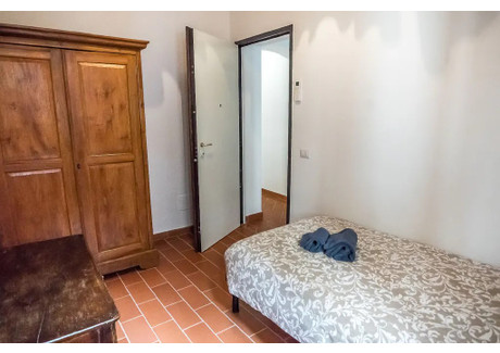 Mieszkanie do wynajęcia - Via di Barbano Florence, Włochy, 80 m², 838 USD (3505 PLN), NET-91857426