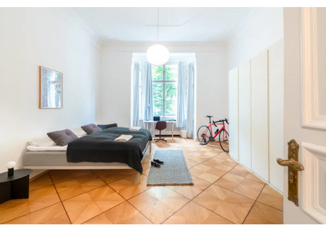 Mieszkanie do wynajęcia - Uhlandstraße Berlin, Niemcy, 225 m², 1495 USD (5995 PLN), NET-91910554