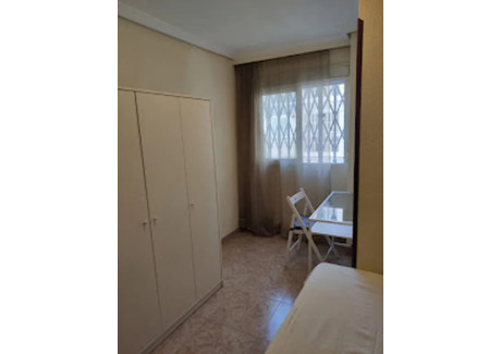 Mieszkanie do wynajęcia - Calle de la Giralda Madrid, Hiszpania, 90 m², 520 USD (1998 PLN), NET-91959459