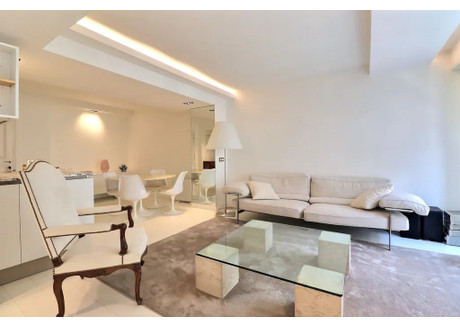 Mieszkanie do wynajęcia - Rue Bonaparte Paris, Francja, 49 m², 3648 USD (14 265 PLN), NET-92277024