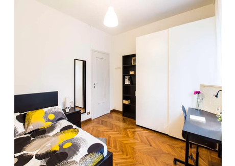 Mieszkanie do wynajęcia - Via Moncalvo Milan, Włochy, 90 m², 923 USD (3775 PLN), NET-92363022