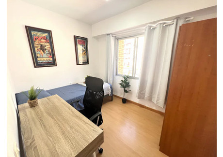 Mieszkanie do wynajęcia - Carrer del Vinalopó Valencia, Hiszpania, 95 m², 451 USD (1769 PLN), NET-92461380