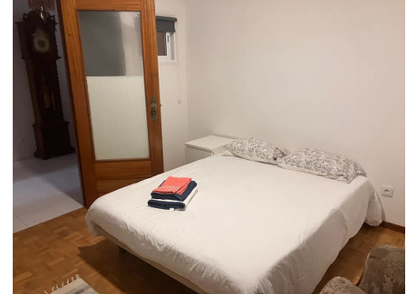 Mieszkanie do wynajęcia - Travessa da Fonte de Contumil Porto, Portugalia, 100 m², 422 USD (1753 PLN), NET-92461390