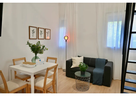 Mieszkanie do wynajęcia - Pasaje de la Virgen de la Alegría Madrid, Hiszpania, 35 m², 1517 USD (6007 PLN), NET-92643633