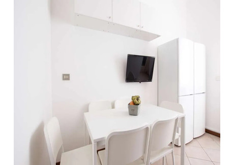 Mieszkanie do wynajęcia - Via Filippo Argelati Milan, Włochy, 160 m², 980 USD (3859 PLN), NET-92707801
