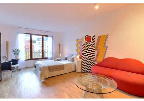 Mieszkanie do wynajęcia - Rue Saint-Charles Paris, Francja, 35 m², 1822 USD (7325 PLN), NET-92943139