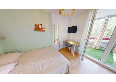 Mieszkanie do wynajęcia - Rue du 8 Mai Cenon, Francja, 69 m², 616 USD (2427 PLN), NET-93018319
