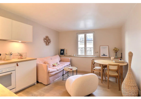 Mieszkanie do wynajęcia - Rue du Cherche-Midi Paris, Francja, 33 m², 2907 USD (11 368 PLN), NET-93414339