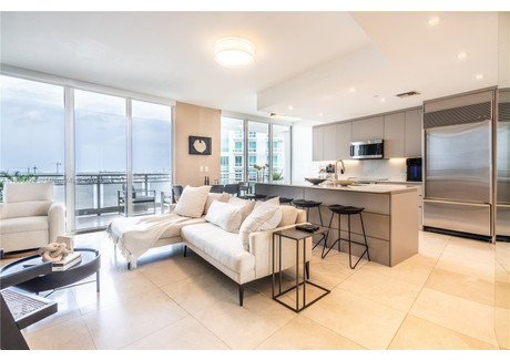 Mieszkanie na sprzedaż - 901 Brickell Key Blvd Miami, Usa, 120,87 m², 1 320 000 USD (5 412 000 PLN), NET-99814869