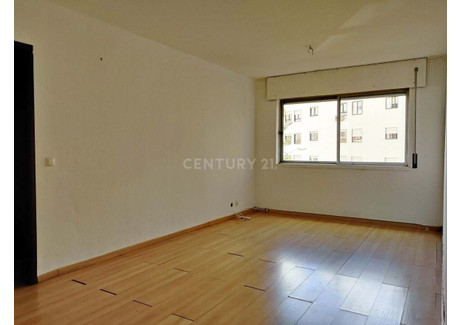 Mieszkanie na sprzedaż - Santo António Dos Cavaleiros E Frielas, Portugalia, 71 m², 184 438 USD (770 952 PLN), NET-97046246