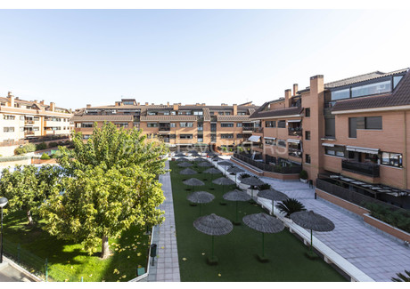 Mieszkanie na sprzedaż - Las Rozas De Madrid, Hiszpania, 210 m², 690 669 USD (2 824 837 PLN), NET-102359135