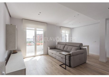 Mieszkanie do wynajęcia - Madrid, Hiszpania, 77 m², 2176 USD (8573 PLN), NET-97615078