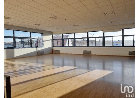 Komercyjne na sprzedaż - Orgeval, Francja, 310 m², 855 843 USD (3 449 045 PLN), NET-93747877