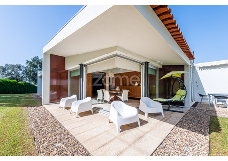 Dom na sprzedaż - Santa Maria Da Feira, Portugalia, 300 m², 1 067 100 USD (4 321 754 PLN), NET-83883787