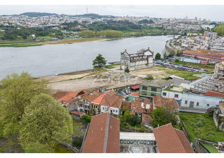 Dom na sprzedaż - Porto, Portugalia, 56 m², 181 963 USD (755 146 PLN), NET-96829419