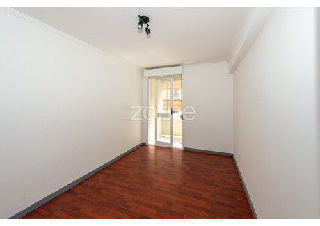 Mieszkanie na sprzedaż - Gondomar, Portugalia, 77 m², 186 172 USD (761 445 PLN), NET-98471517