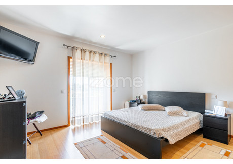 Mieszkanie na sprzedaż - Vila Nova De Famalicao, Portugalia, 179 m², 297 727 USD (1 143 273 PLN), NET-90646262