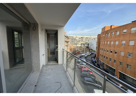 Mieszkanie na sprzedaż - Guimaraes, Portugalia, 123 m², 293 205 USD (1 149 365 PLN), NET-99720260