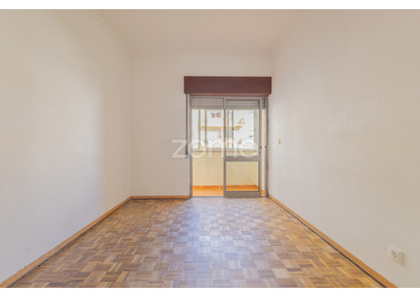 Mieszkanie na sprzedaż - Sintra, Portugalia, 77 m², 185 972 USD (756 908 PLN), NET-101612961