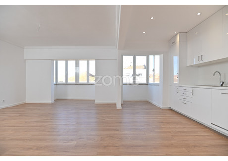 Mieszkanie na sprzedaż - Lisboa, Portugalia, 71 m², 417 082 USD (1 743 402 PLN), NET-93986058