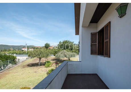 Dom na sprzedaż - Guimaraes, Portugalia, 296 m², 404 208 USD (1 620 874 PLN), NET-91696914