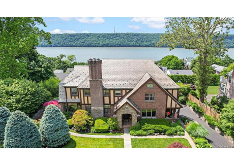 Dom na sprzedaż - 151 Hudson Terrace, Westchester, NY Yonkers, Usa, 288 m², 1 550 000 USD (5 952 000 PLN), NET-98358377