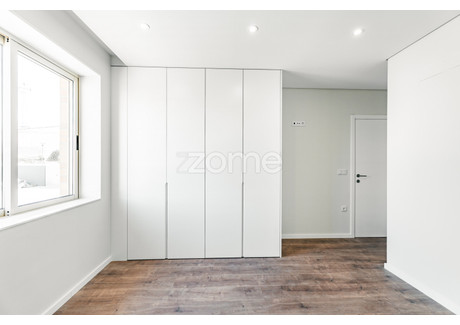 Mieszkanie na sprzedaż - Guimaraes, Portugalia, 132 m², 286 700 USD (1 100 930 PLN), NET-100637908