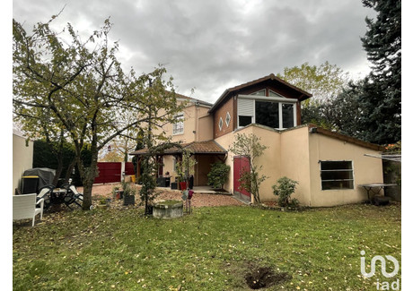 Dom na sprzedaż - Riorges, Francja, 135 m², 240 116 USD (984 475 PLN), NET-97768536