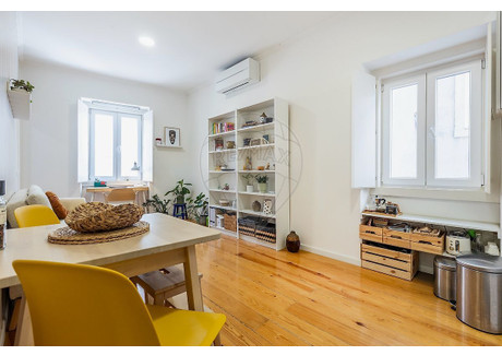 Mieszkanie na sprzedaż - Lisboa, São Vicente De Fora, Portugalia, 45 m², 263 631 USD (1 078 251 PLN), NET-101665028