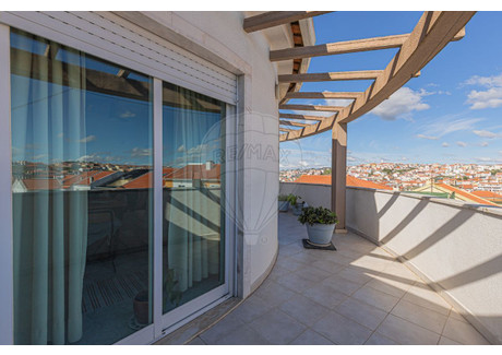 Mieszkanie na sprzedaż - Lisboa, Casal De Cambra, Portugalia, 69 m², 223 993 USD (916 133 PLN), NET-102389732