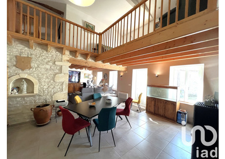 Dom na sprzedaż - Saint-Aubin-De-Blaye, Francja, 172 m², 244 154 USD (993 706 PLN), NET-100269360