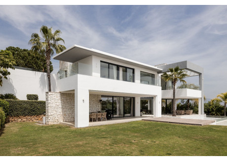 Dom na sprzedaż - Estepona, Hiszpania, 685 m², 3 005 394 USD (12 292 061 PLN), NET-102315749