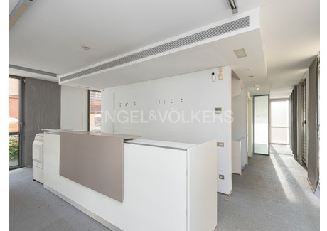 Biuro do wynajęcia - Barcelona, Hiszpania, 548 m², 11 919 USD (45 768 PLN), NET-98430757