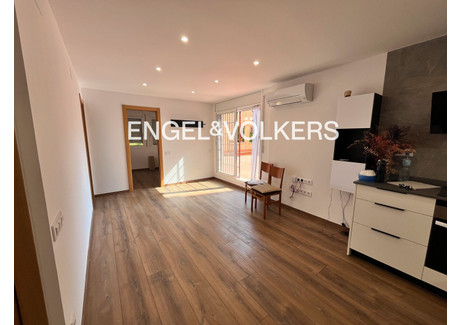 Biuro na sprzedaż - Badalona, Hiszpania, 77 m², 229 110 USD (898 112 PLN), NET-99555682