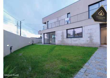 Dom na sprzedaż - Castêlo Da Maia, Portugalia, 180 m², 516 175 USD (2 033 728 PLN), NET-93111781