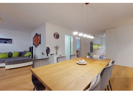 Mieszkanie na sprzedaż - Luzern Szwajcaria, 103 m², 791 649 USD (3 237 845 PLN), NET-88701771