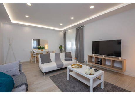 Mieszkanie na sprzedaż - Almada, Cova Da Piedade, Pragal E Cacilhas, Portugalia, 70 m², 302 160 USD (1 157 272 PLN), NET-96131572