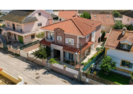 Dom na sprzedaż - Charneca De Caparica E Sobreda, Portugalia, 284 m², 530 276 USD (2 216 555 PLN), NET-96122604