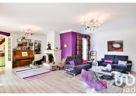 Dom na sprzedaż - Niort, Francja, 210 m², 504 701 USD (1 988 523 PLN), NET-96893070